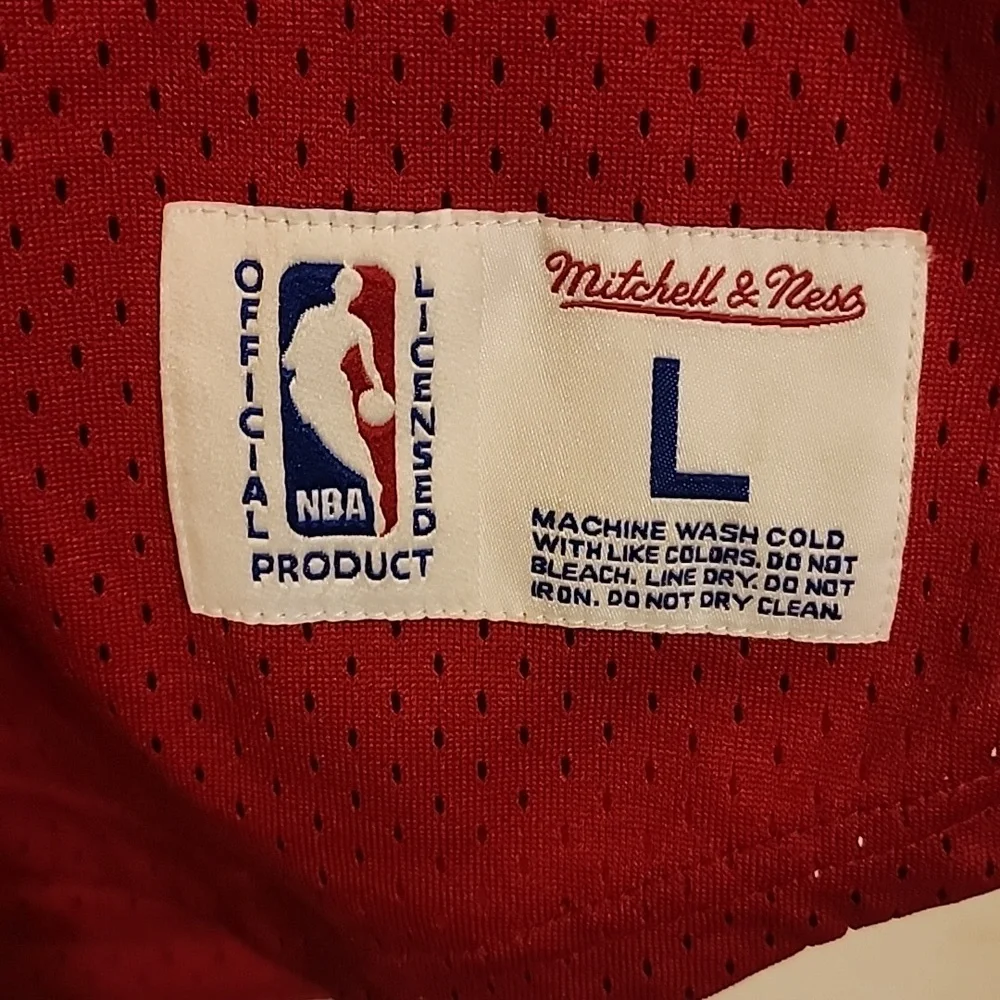 Mitchell & Ness Chicago Bulls Red Retro Jersey - Picture 4 of 8